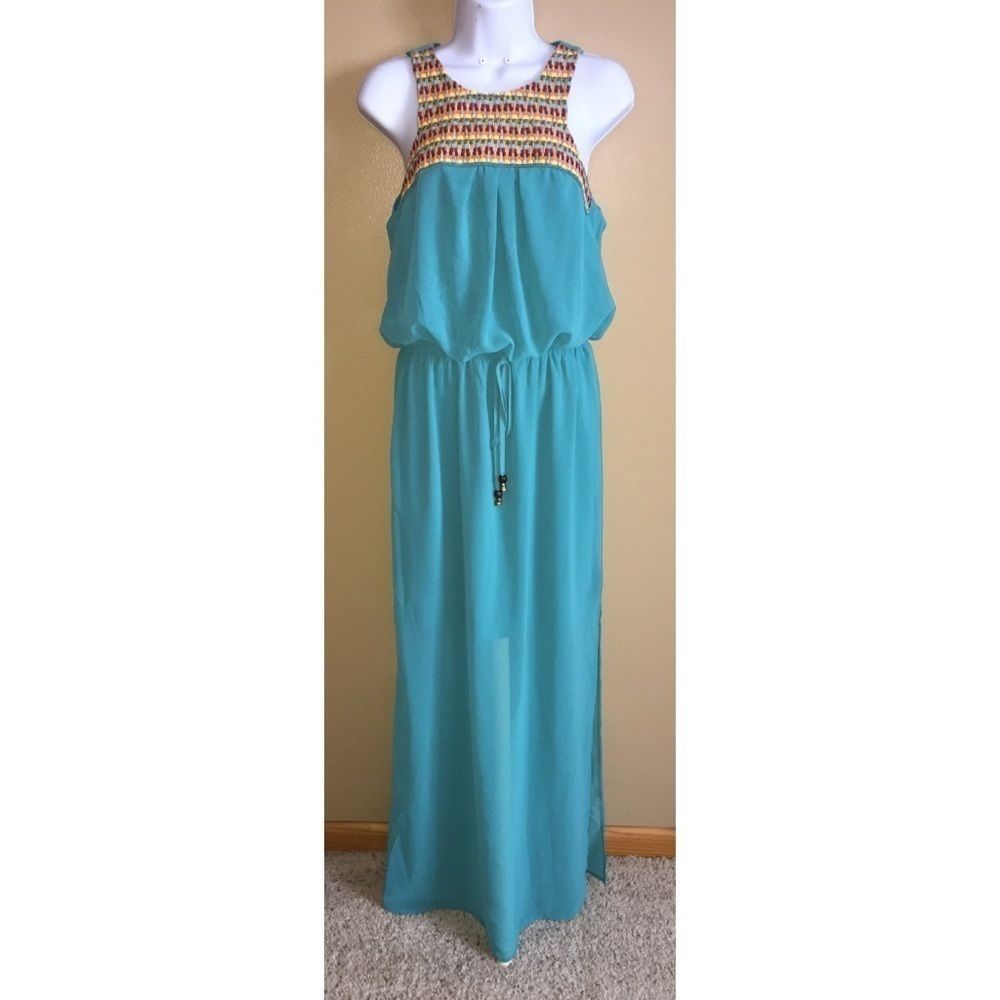 City Triangles size Medium dress
